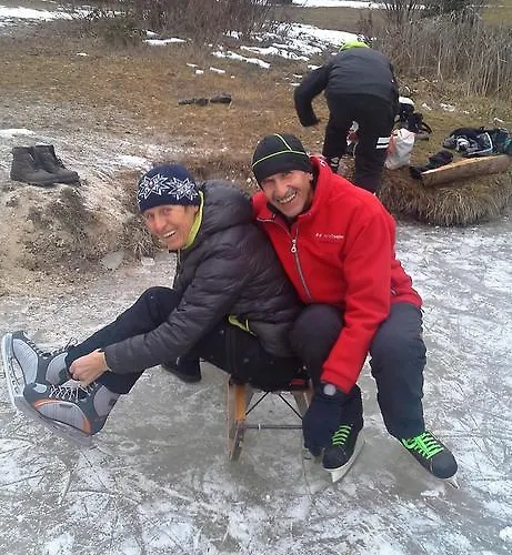 图尔卡尔公寓 *